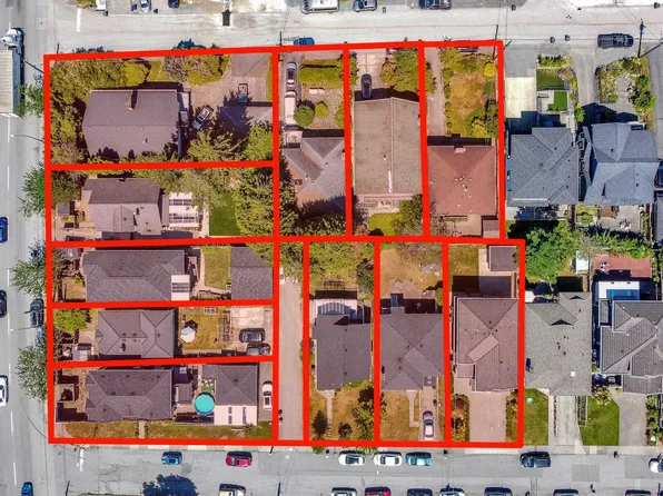 3717 Price St, Burnaby, BC V5G 2K9