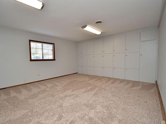 5th image of 2300 E 10th St