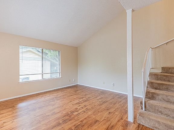 5th image of 9524 Quail Village Ln