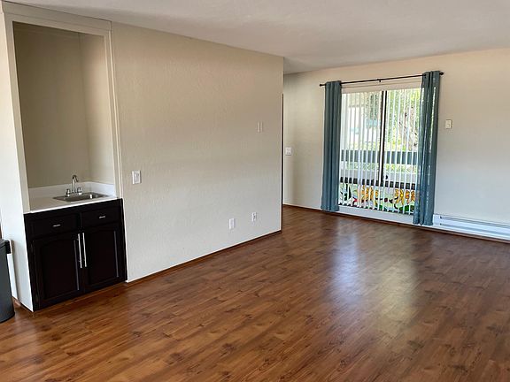 4th image of 2306 Altisma Way Unit 213