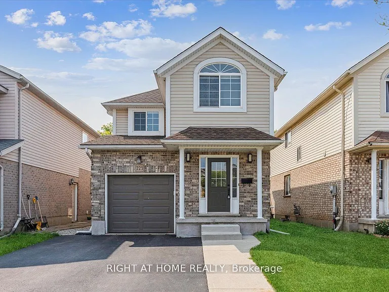 223 Grey Fox Dr — Photo 1