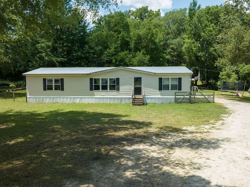 1st image of 172 SE Cheddar Ct
