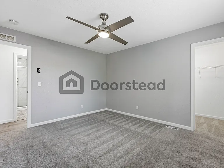 2555 Flosden Rd #122 — Photo 41