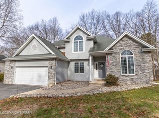 207 Hawks Nest Rd, East Stroudsburg, PA 18302