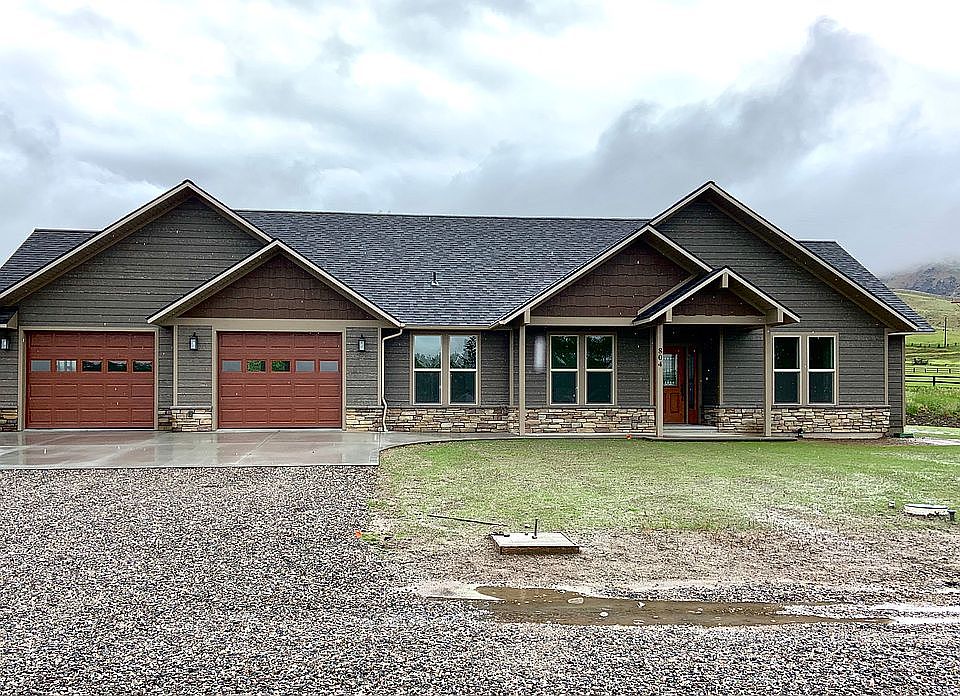 Front view of home 