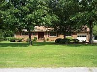 2nd image of 110 Mill Run Pl