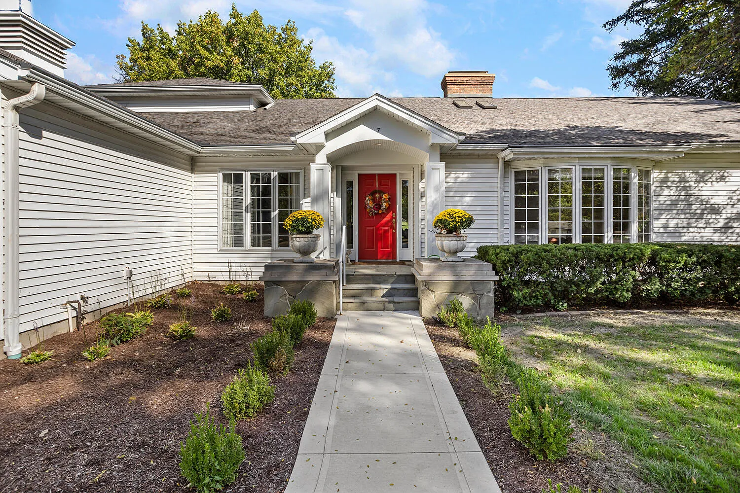 4 bed, 3123 sqft, $7,000 — Photo 3