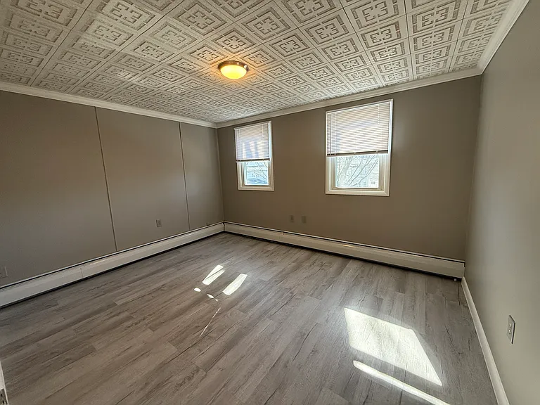 41 Pulaski St #1 — Photo 8