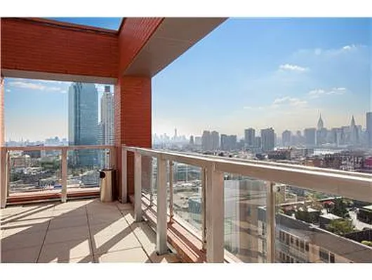 Rented by Douglas Elliman | media 23