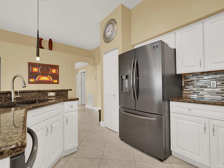 18453 Old Princeton Ln — Photo 14
