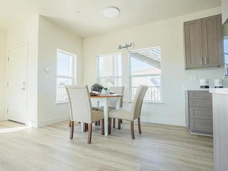 649 Stewart St #201 — Photo 7
