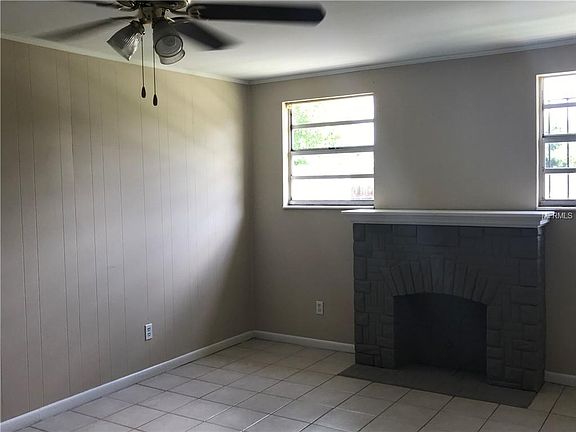 4th image of 2028 Darlington Dr