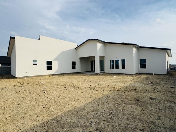 1505 Ocio Dr, Laredo, TX 78045