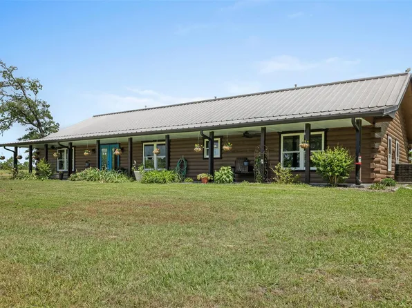 888 Tafelski Rd, New Waverly, TX 77358