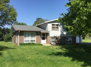 2303 N State Route 1, Watseka, IL 60970
