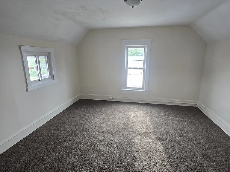 151 2nd St SW #149 — Photo 8