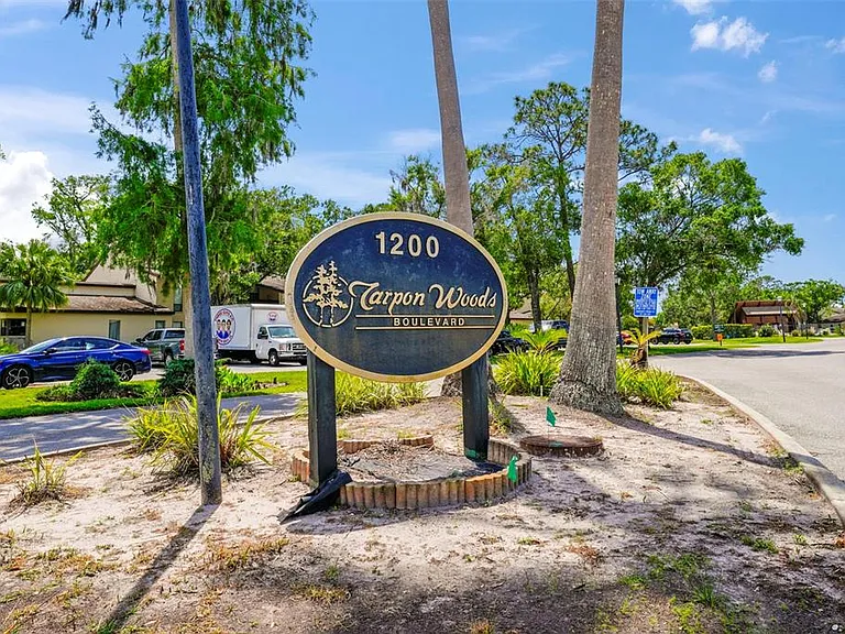 1200 Tarpon Woods Blvd #Q4 — Photo 31
