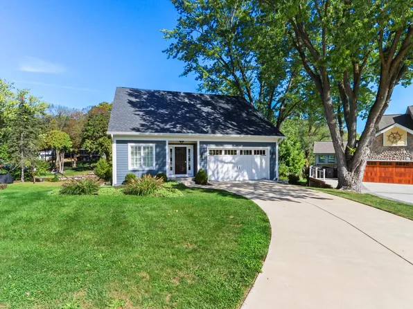 W5225 Sterlingworth COURT, Elkhorn, WI 53121