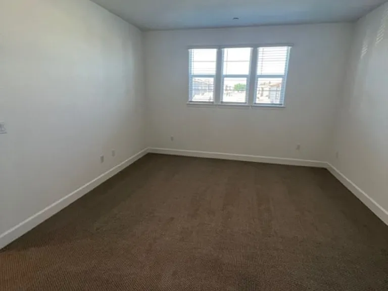 4049 Sprout St — Photo 37