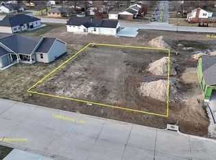 609 Cobblestone Ln, Red Bud, IL 62278