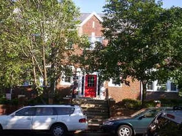 3516 W Pl NW, Washington, DC