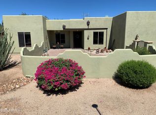1012 E Desert Hills Dr, Phoenix, AZ 85086