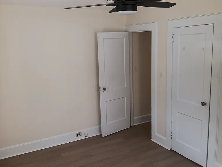 218 Rock Rd #2L — Photo 12