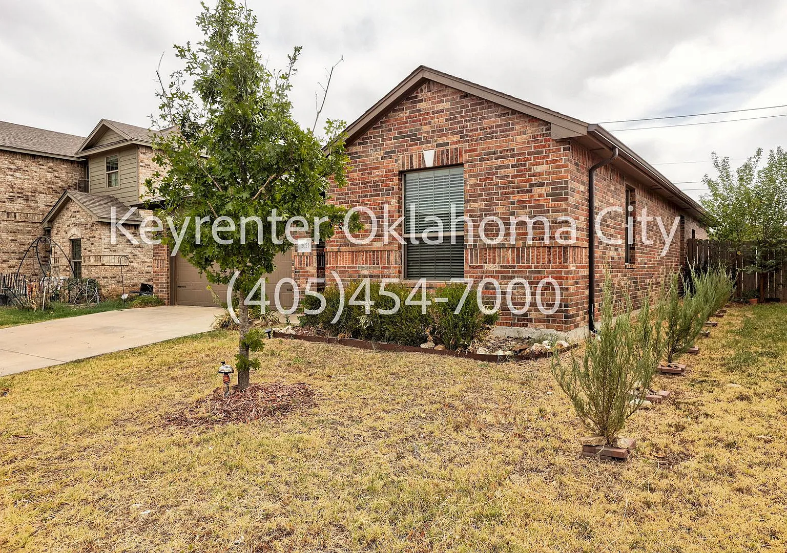 Charming El Reno Home with Beautiful Backyard Garden — Photo 3