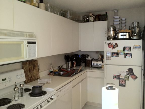 Kitchen w/Pass Thru