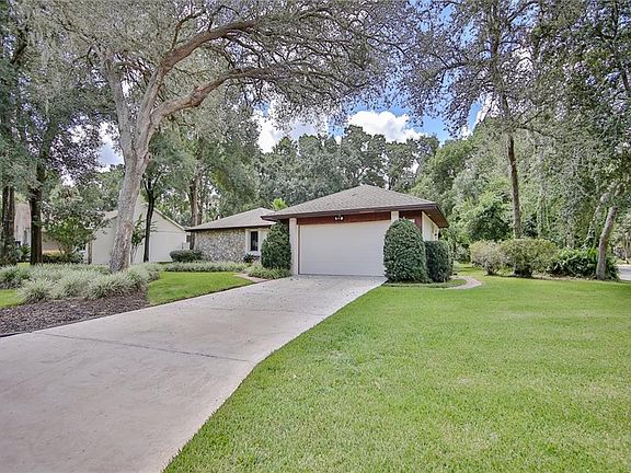 3rd image of 200 Ambergate Ct