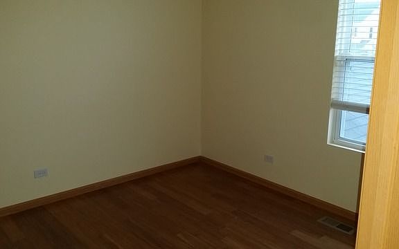 4th image of 2030 Limestone Ln #1