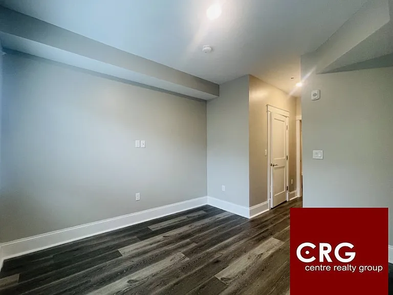 330 Pleasant St #249 — Photo 5