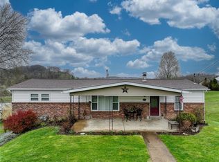 9 Somerset Ave, Bentleyville, PA 15314