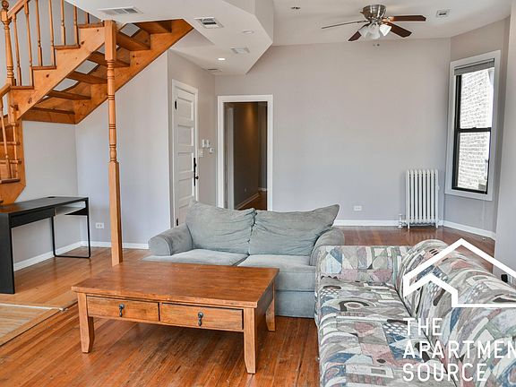 3rd image of 2202 W Belmont Ave #2T