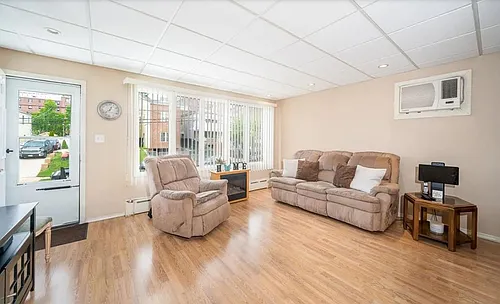 36 Trask Ave Photo 1