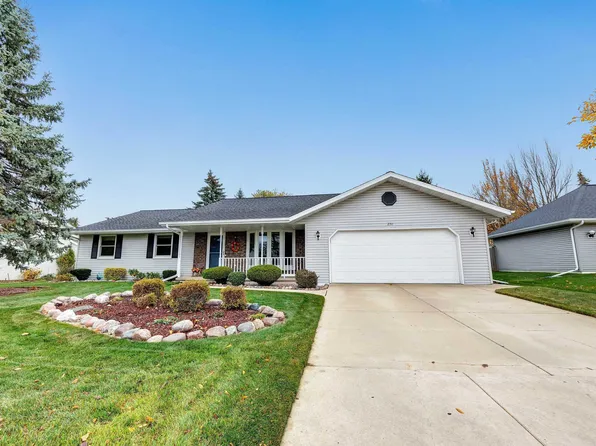 2311 Hock St, Green Bay, WI 54304