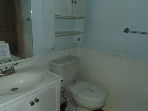 3rd image of 1504 Shelia Dr