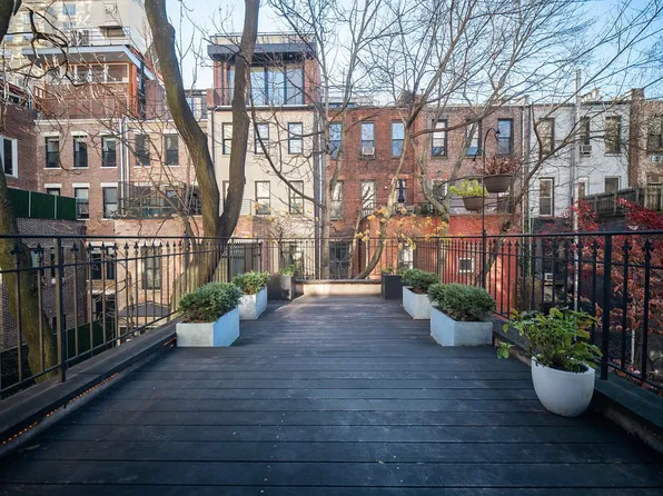 28 W 89th St, New York, NY 10024