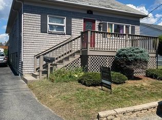 18 Salisbury St, Fall River, MA 02724