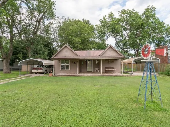 709 S Willow St, South Coffeyville, OK 74072