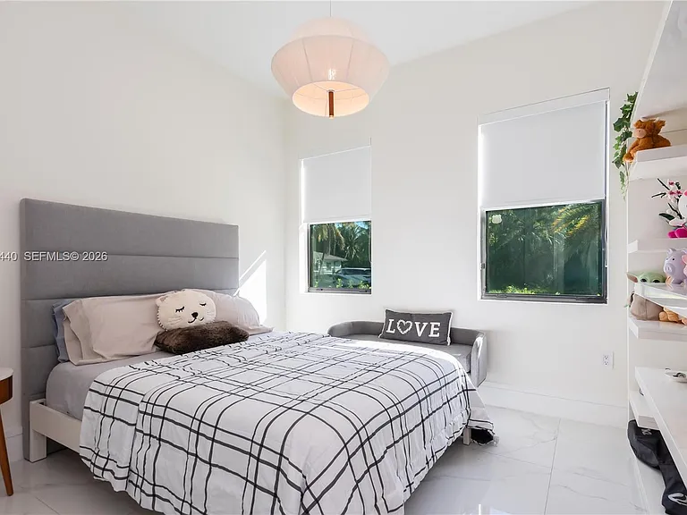 17320 SW 92nd Ct — Photo 11