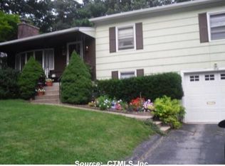 40 Gaylord Dr, Waterbury, CT 06708