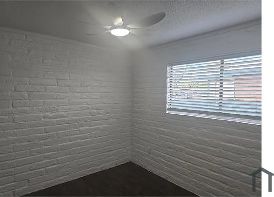 1022 S Dorsey Ln #4 — Photo 3