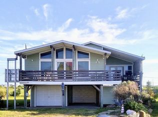 12812 John Reynolds Cir, Galveston, TX 77554