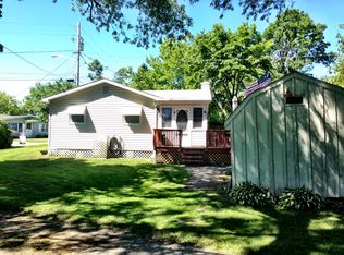 11755 Ramsey Shores Rd, Henderson Harbor, NY 13651