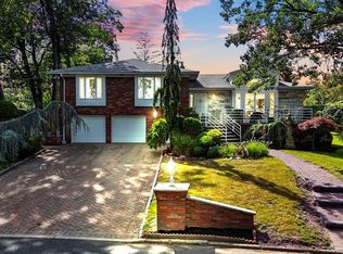 1230 Duncan Rd, Fort Lee, NJ 07024