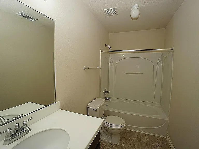 4022 Regal Stone Ln — Photo 18