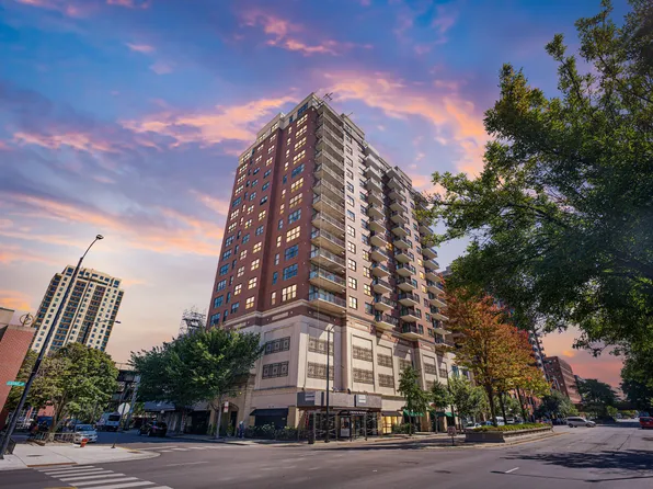 5 E 14th Pl APT 605, Chicago, IL 60605