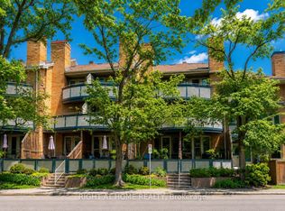 2 Columbus Ave #6, Ottawa, ON K1K 1R3