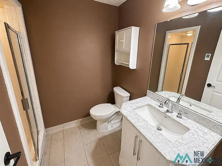 920 Colonial Pkwy — Photo 24